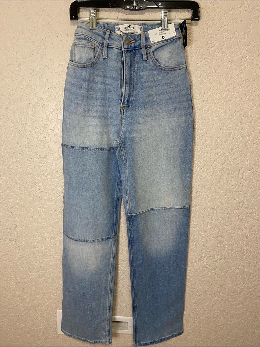 NWT Hollister Light Blue Patchwork Straight-Leg Jeans size 00R w23 length 31”